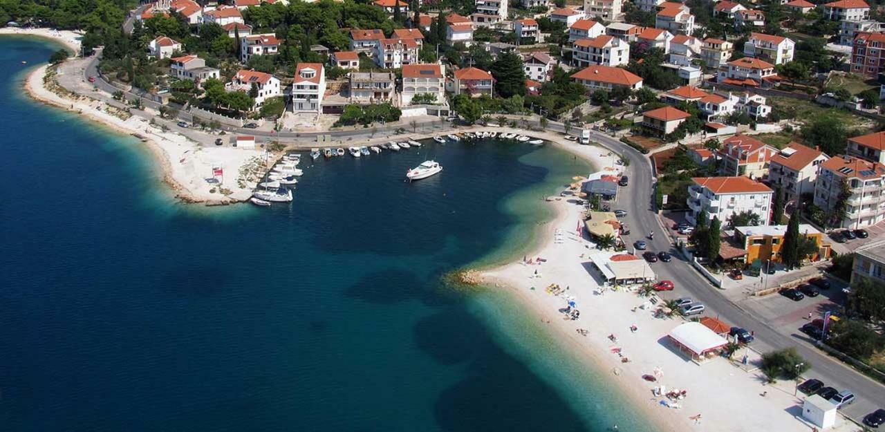 Villa Kartelo Trogir Exterior photo