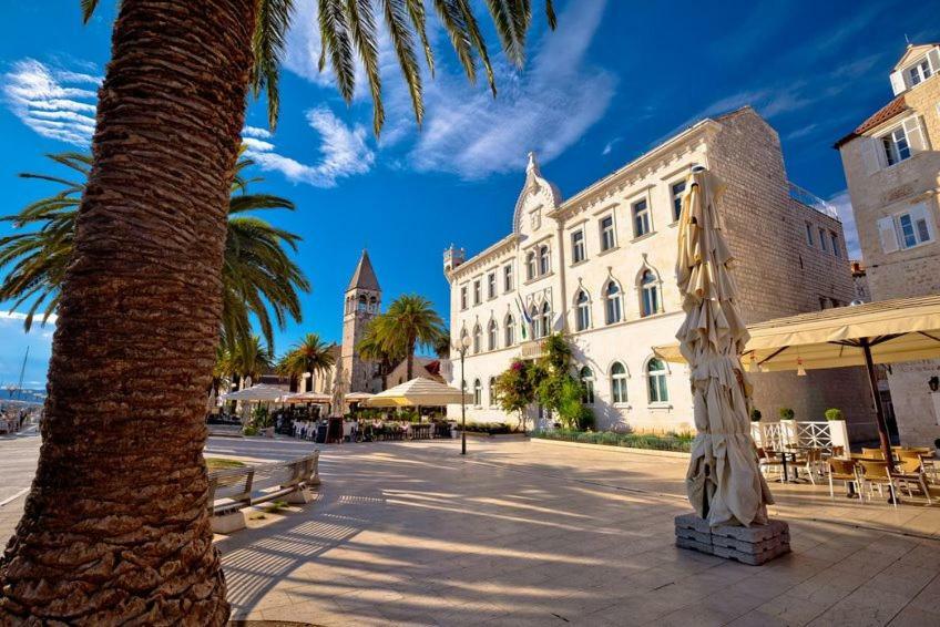 Villa Kartelo Trogir Exterior photo