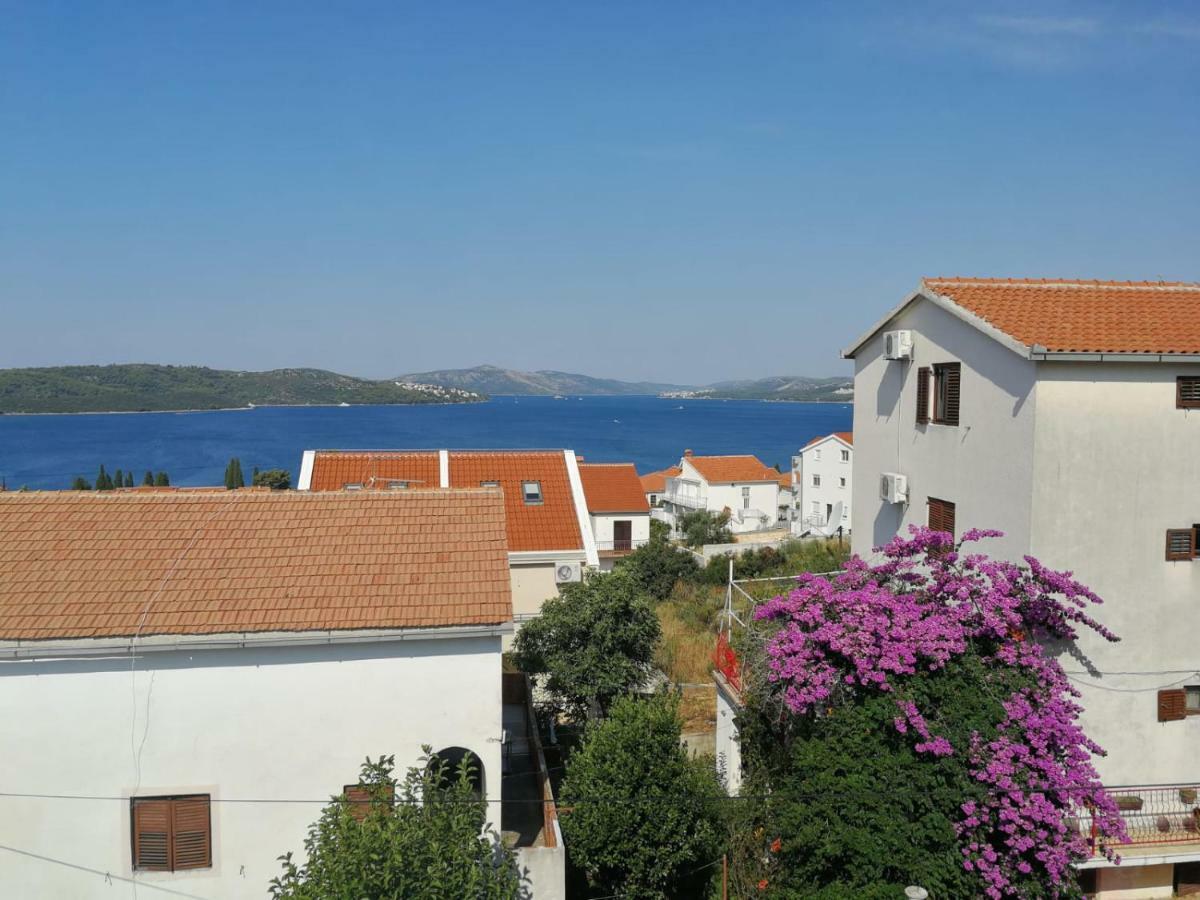 Villa Kartelo Trogir Exterior photo